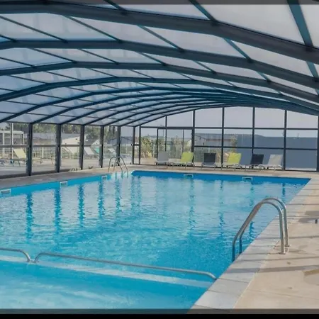 Familial Piscine Dans Les Landes Saubrigues